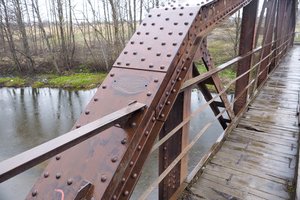 Buvo uždarytas 7 metus: ir vėl atnaujino eismą Kazbėjų tiltu