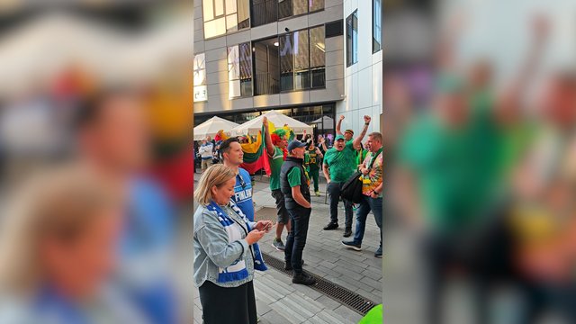 Lietuvos ir Suomijos sirgaliai užkūrė tikrą šventę: skandavo už savo rinktines