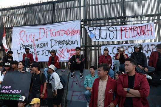 Indonezijoje po protestų dingo 20 žmonių, pranešė žmogaus teisių gynėjai