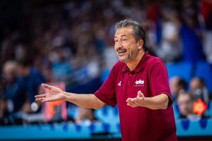 Traumų išretintos Latvijos rinktinės treneris kvestionavo FIBA taisykles