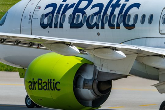 Keleiviams Baltijos šalyse „airBaltic“ suplanavo puokštę naujienų