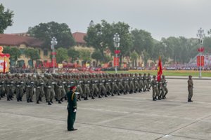 Vietname dideliu kariniu paradu pažymimos 80-osios nepriklausomybės metinės
