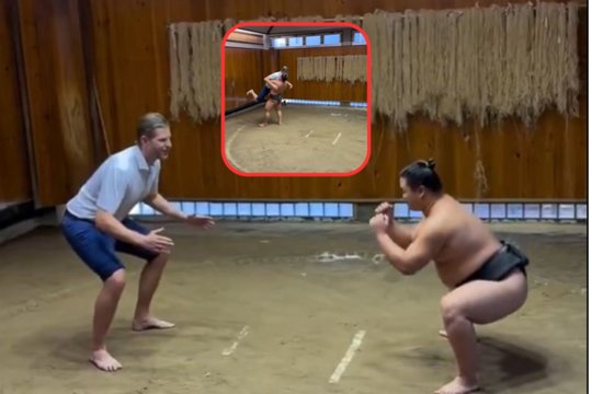 D. Trumpo sūnus Japonijoje išbandė sumo imtynes: susirėmė su vietine žvaigžde