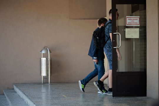 Prasidedant naujiems mokslo metams, sveikatą buvo pasitikrinę 70 proc. moksleivių