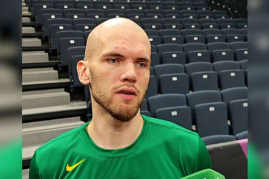 A. Velička papasakojo kaip atrodė laikas su rinktine po Roko traumos: „Nesijautė, kad laimėjom“ 