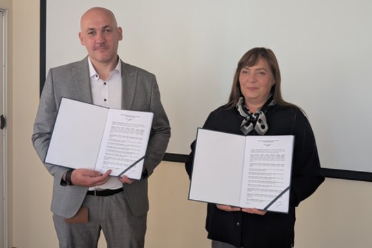 Greitosios medicinos pagalbos tarnyba pasirašė kolektyvinę sutartį su profsąjungomis