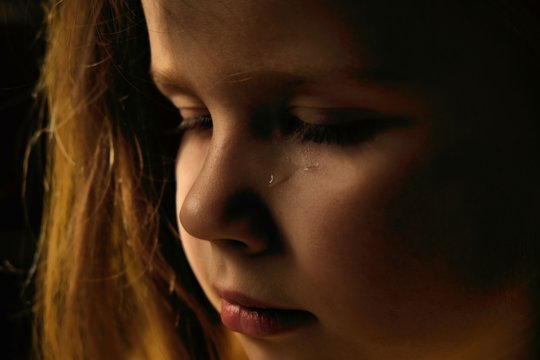 Pakruojo rajone nuo vyro nukentėjo mažametė