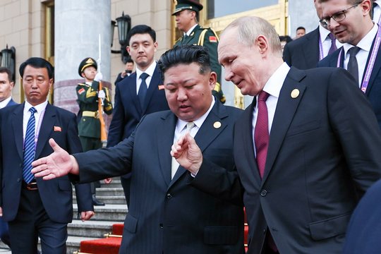 Susitikime su Kim Jong Unu V. Putinas prabilo apie Kurską