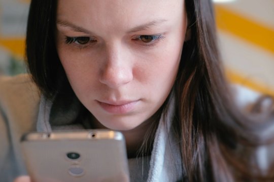 „Jaunimo linija“ plečia pagalbos internetu laiką – galima kreiptis ir po vidurnakčio