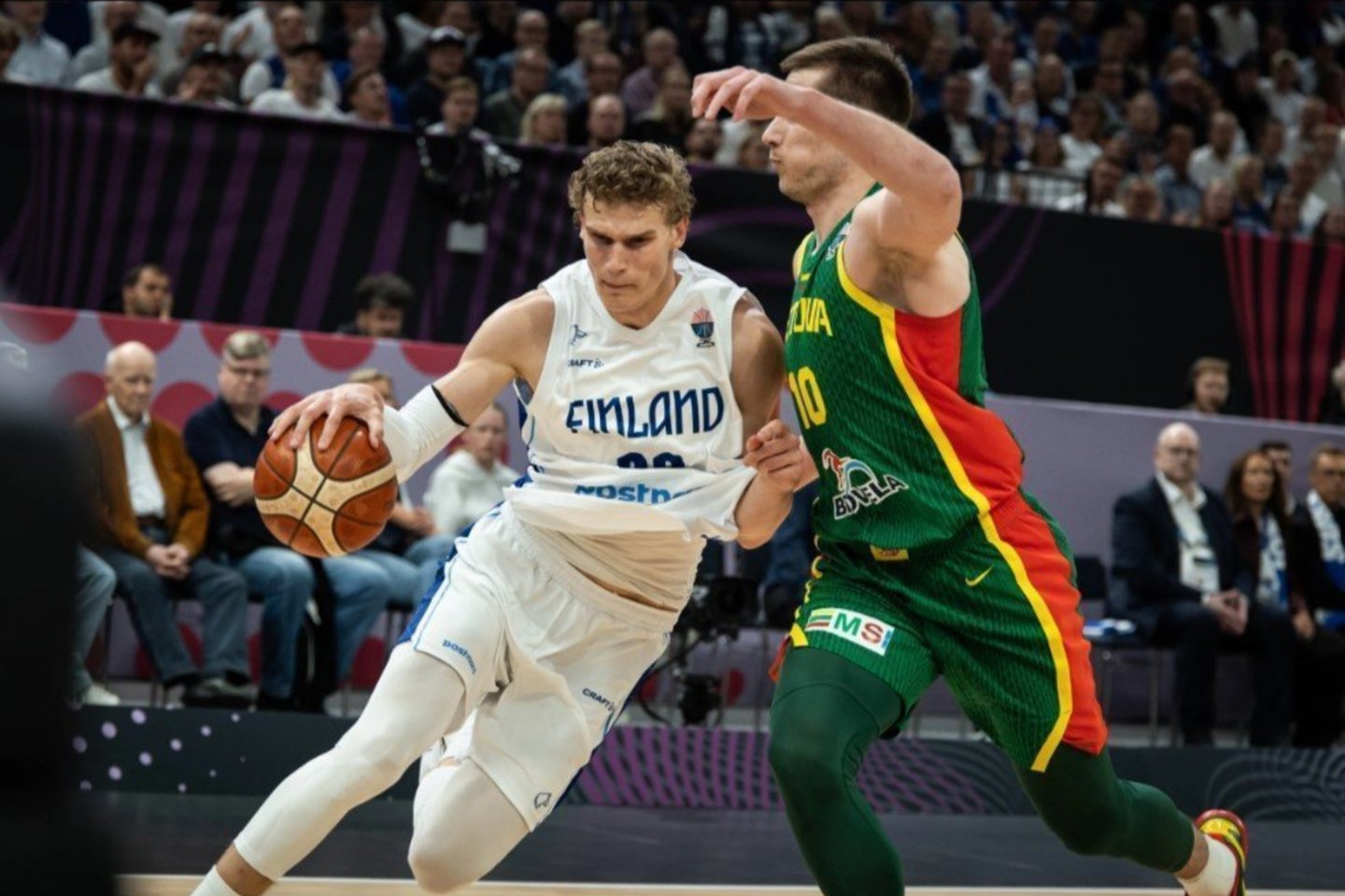 Lietuvos ir Suomijos rinktinių rungtynių momentai.<br>FIBA nuotr.