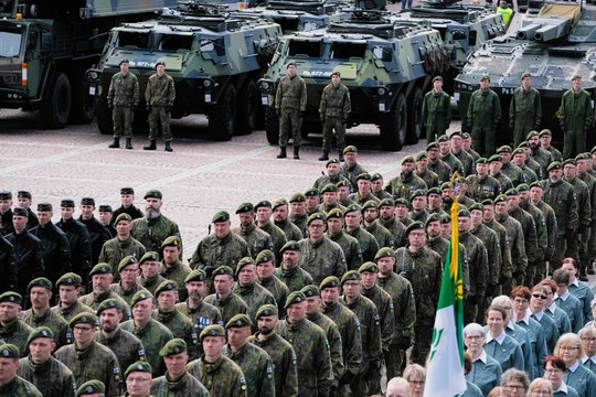 Suomijos oro pajėgos planuoja atsisakyti vėliavų su svastika