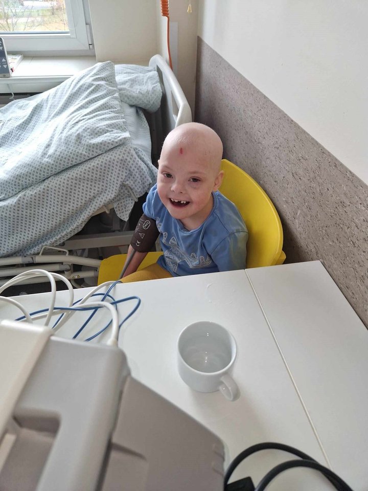 9-erių Auksė kovoja su onkologine liga.<br>Asmeninio archyvo nuotr.