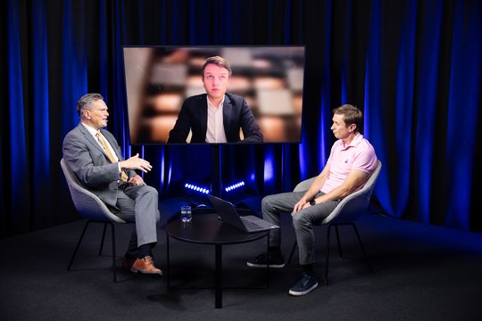 Įžvelgia Kinijos naudojimąsi Rusijos silpnumu: sulaikytas karas jai labai palanku