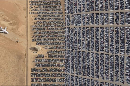 Tūkstančiai naujų „Volkswagen“ ir „Audi“ palikti dykumoje: atrastas automobilių kapinynas