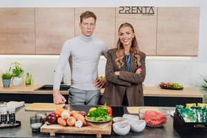 V. Poderytė ir T. Paplauskas atvėrė naujų televizinių namų duris: pamatykite pirmieji