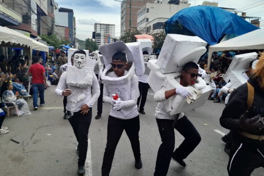Kembridžo žodynas pasipildė naujais žodžiais: sužinokite, ką reiškia „Skibidi“