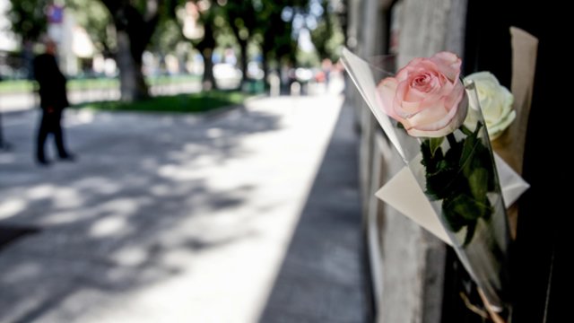 Milane – atsisveikinimas su mados legenda Giorgio Armani: pagerbti atvyko šimtai žmonių