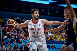 Arti fiasko buvę turkai palaužė Švedijos krepšininkus