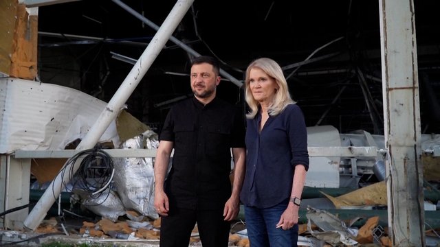 Po Rusijos smūgio JAV gamyklai Ukrainoje – V. Zelenskio apsilankymas