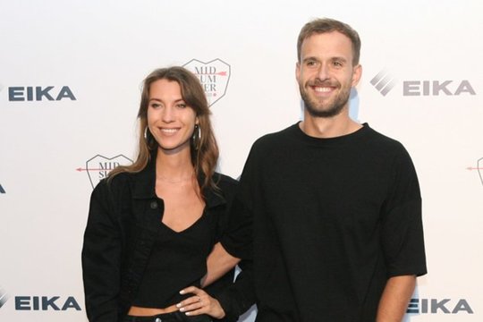 Susituokė „Saulės kliošas“ vokalistė Justė Starinskaitė ir Tadas Bulotas