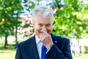 VRK: sprendimas G. Nausėdos dalyvavimą laidoje pripažinti paslėpta politine reklama turi galioti