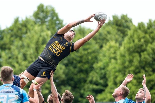 Lietuvos švieslentė: rankinio supertaurės rungtynės, ledo ritulio sezono atidarymas ir regbio favoritų dvikova