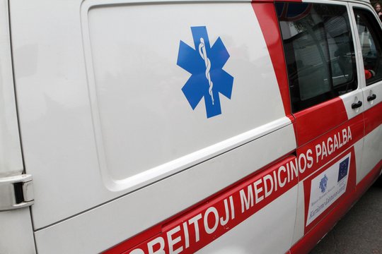 Grigiškėse degančiame bute likusį berniuką išgelbėjo praeivis