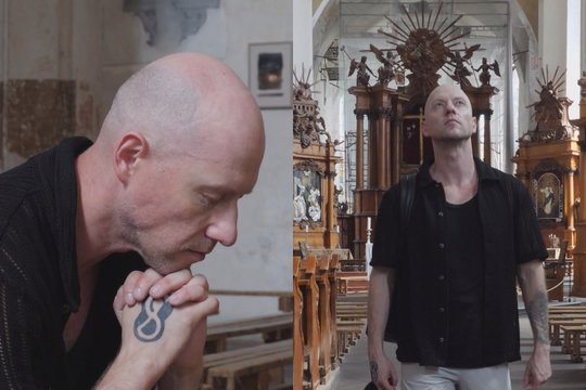 Retai matomas Sasha Song atsivėrė apie priklausomybes: „Gulėjau ant čiužinio, aplink buvo buteliai ir aš tarp jų“