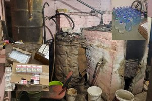 Pasieniečių vienos dienos operacija: aptikta nelegalių cigarečių, „samanės“ ir aparatas jai varyti, sulaikyti keturi įtariamieji