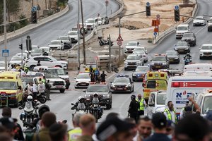 Ginkluoti palestiniečiai per išpuolį Rytų Jeruzalėje nušovė penkis žmones