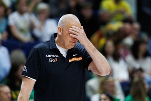 Supykę graikų žurnalistai puolė kaltinti R. Kurtinaitį: „Tai nepriimtina“  