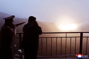 Valstybinė žiniasklaida: Šiaurės Korėja išbandė galingą raketų variklį