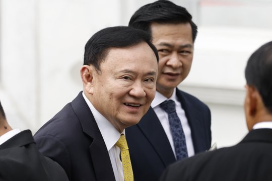 Tailando Aukščiausiasis Teismas įsakė vieneriems metams įkalinti buvusį premjerą T. Shinawatrą