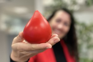 Gerumo tradicija, vienijanti šimtus: „Allianz Lietuva“ kviečia tapti kraujo donorais