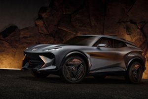 „Cupra“ pristatė galingą elektrinį krosoverį: nuvažiuojamas atstumas siekia 1000 km