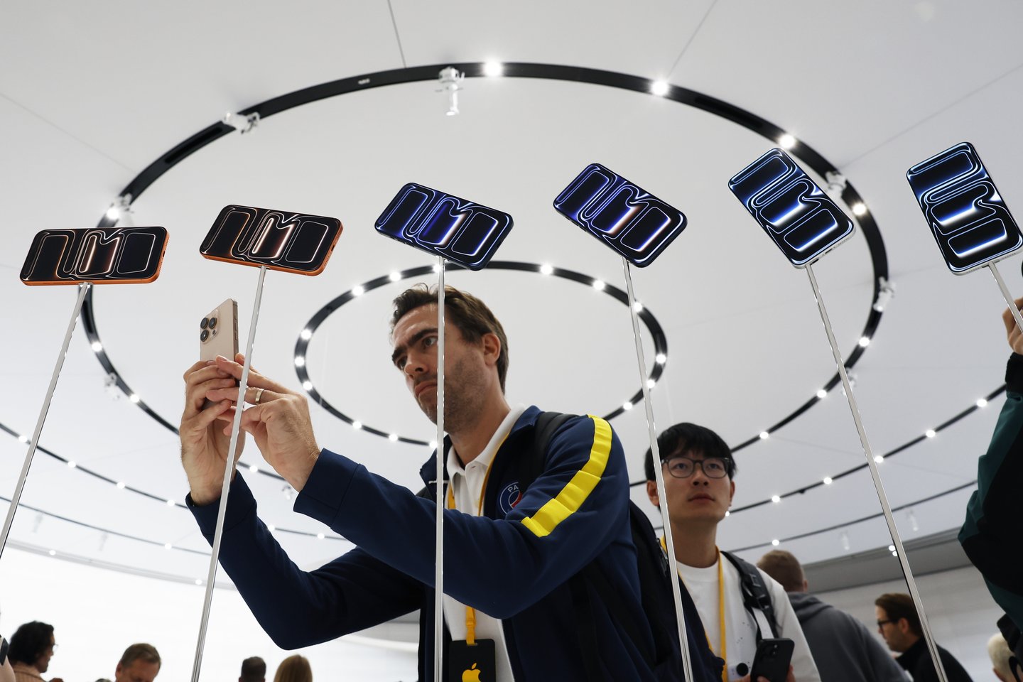 „Apple“ pristatė savo naujuosius įrenginius.<br> ELTA / EPA nuotr.