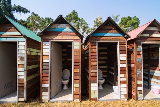 Iš tualeto į gėlyną: trąša, kurią renkasi vis daugiau sodininkų – viskas subujoja