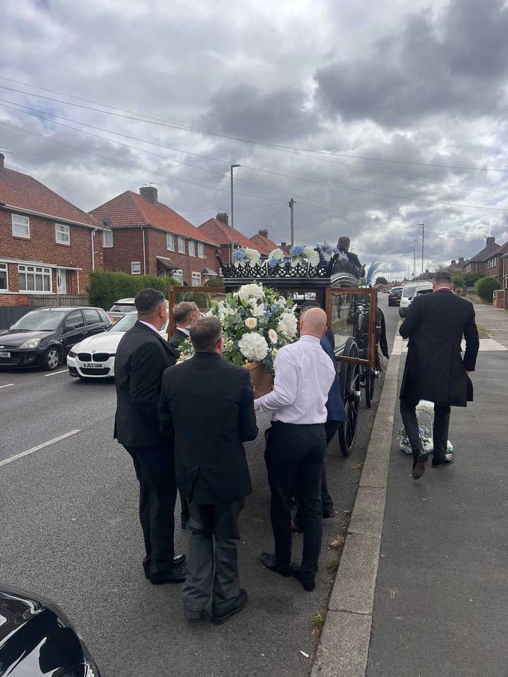 Laidotuvės.<br>„Facebook“ nuotr.