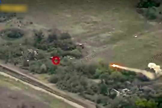 Rusai naudoja jau net ir tai: Ukrainoje sunaikintas kovinis Vietnamo karo laikų reliktas