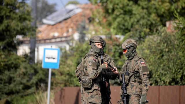 „Sunku apsimesti, kad Lenkijoje nieko nebuvo“: D. Tuskas prakalbo apie situacijos nepatogumą