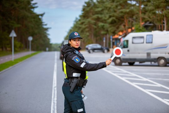 Dviejų dienų reido Klaipėdoje rezultatai: nustatyti 29 Kelių eismo taisyklių pažeidimai