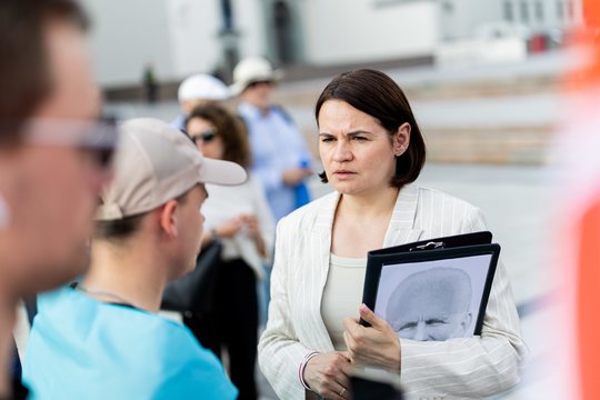 S. Cichanouskaja dėkojo D. Trumpui už politinių kalinių išlaisvinimą, bet pabrėžė – A. Lukašenkos režimas turi paleisti visus