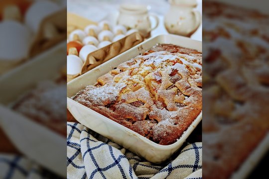 Kultinis obuolių pyragas: šlapias, ne per saldus, seniai įtrauktas į mėgstamiausių sąrašą 