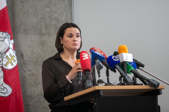 S. Cichanouskaja: Baltarusijos režimo paleisti kaliniai – ne laisvė, o priverstinė deportacija