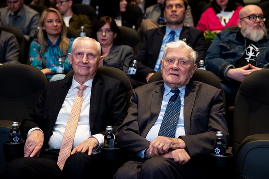 Signatarui Č. Okinčicui įteikta Lietuvos diplomatijos žvaigždė