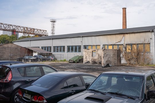 Ukrainietis verslininkas griebiasi už galvos: po gaisro dar vienoje įmonėje įspėjimą siunčia ir ugniagesiai