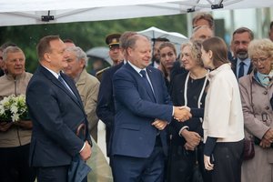 S. Skvernelis kritikuoja D. Šakalienę: mažiausios krizės atveju matome pasimetimą ir baimę