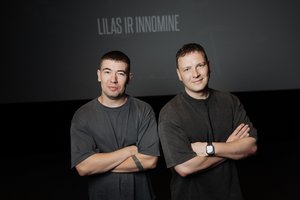 Likus kelioms valandoms iki koncerto Vingio parke Lilas ir Innomine išplatino žinutę: „Iš anksto atsiprašom“