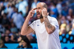 „Ypatinga proga“: po turkiško košmaro legendinis V. Spanoulis viliasi susapnuoti bronzinį sapną