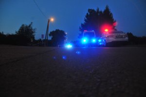 Kelmės rajone dviratininką mirtinai sužalojusio BMW vairuotojas spruko iš įvykio vietos – jis ieškomas